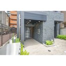 ゆとりのあるエントランスです アドバンス上町台シュタット