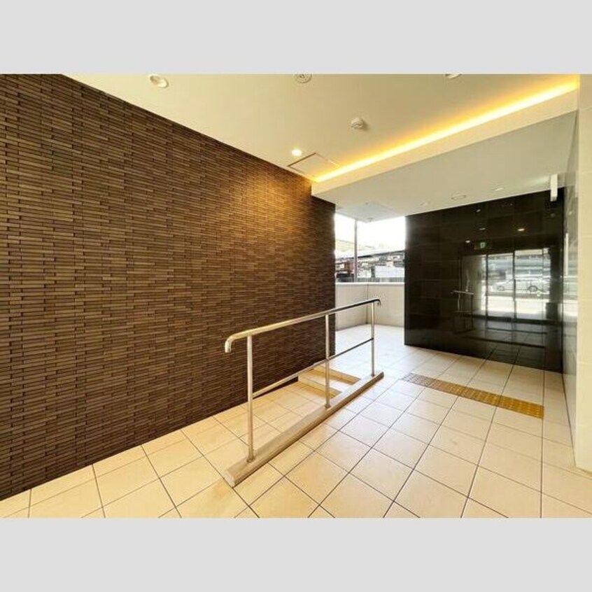  大阪環状線/芦原橋駅 徒歩7分 7階 築6年