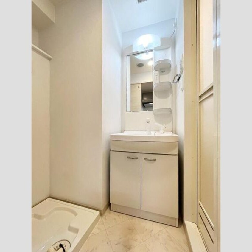  大阪環状線/芦原橋駅 徒歩7分 7階 築6年