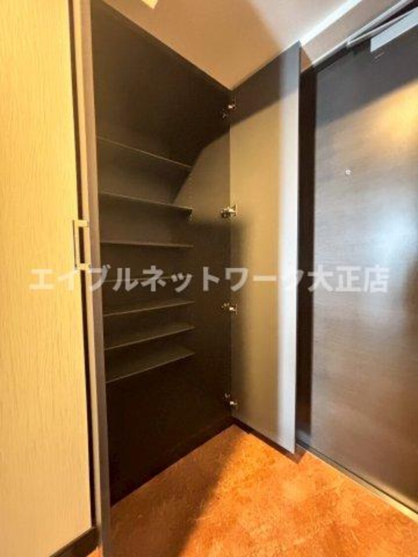 シューズボックス 大阪メトロ中央線/九条駅 徒歩3分 13階 築1年