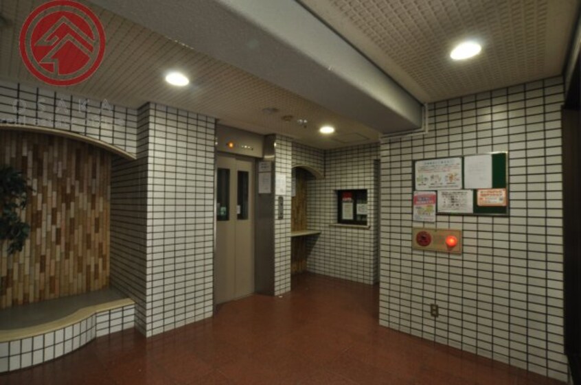  大阪メトロ御堂筋線/大国町駅 徒歩5分 3階 築38年