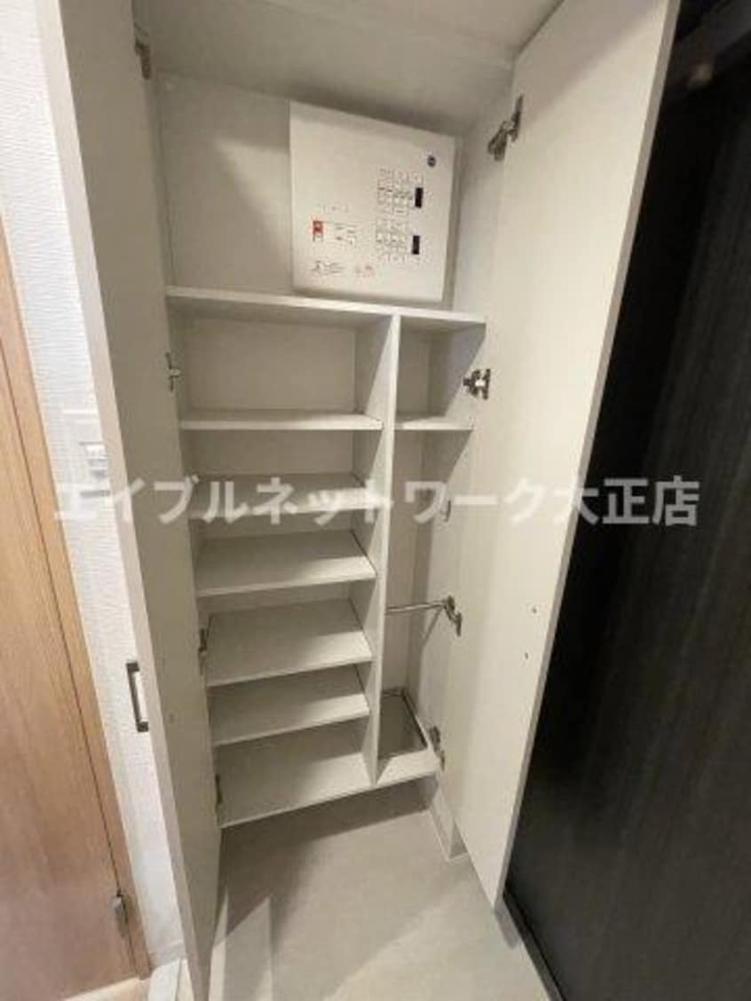 大容量シューズボックス 大和路線・関西本線/平野駅 徒歩8分 7階 1年未満