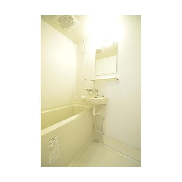  大阪メトロ中央線/弁天町駅 徒歩13分 6階 築33年