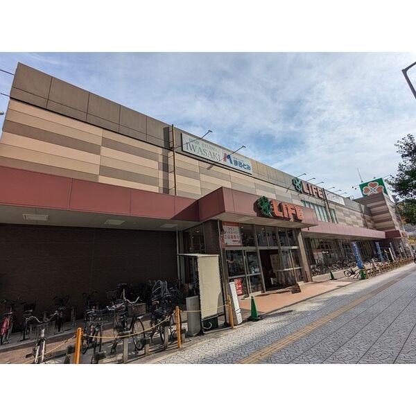 ライフ　弁天町店(スーパー)まで1420m 大阪メトロ中央線/弁天町駅 徒歩13分 6階 築33年