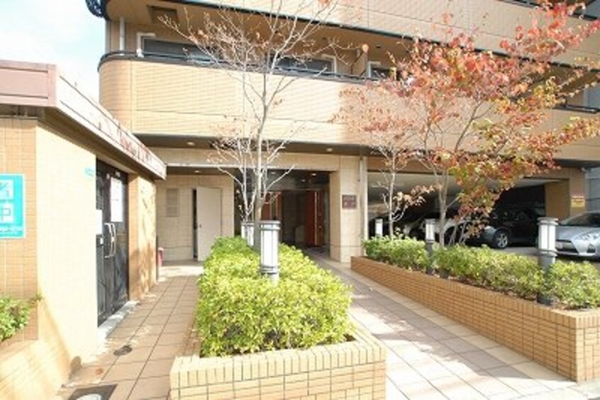  大阪メトロ千日前線/桜川駅 徒歩4分 2階 築21年