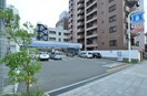 ローソン桜川駅前店(コンビニ)まで468m 南海汐見橋線/汐見橋駅 徒歩4分 2階 築24年