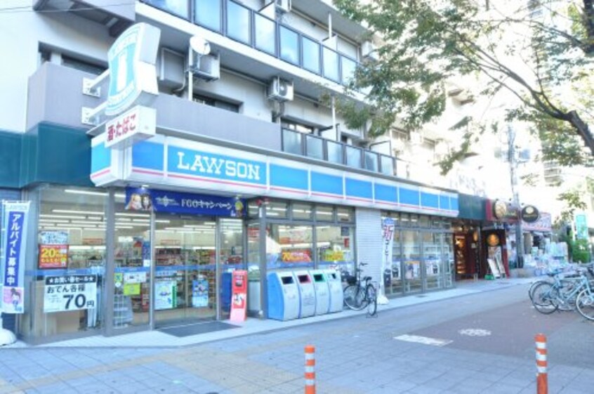 ローソン 幸町通二丁目店(コンビニ)まで439m 大阪メトロ御堂筋線/なんば駅 徒歩9分 2階 築22年