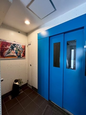  大阪メトロ四つ橋線/肥後橋駅 徒歩5分 4階 築23年