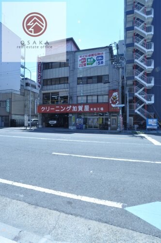 ダックス君の宅配クリーニングまで61m 大阪メトロ千日前線/桜川駅 徒歩10分 8階 築15年