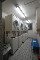  大阪メトロ御堂筋線/大国町駅 徒歩1分 12階 築28年