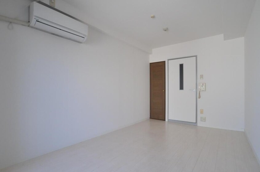  大阪メトロ四つ橋線/四ツ橋駅 徒歩5分 6階 築26年