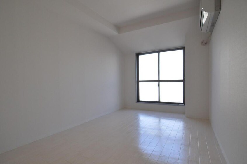  大阪メトロ四つ橋線/四ツ橋駅 徒歩5分 6階 築26年