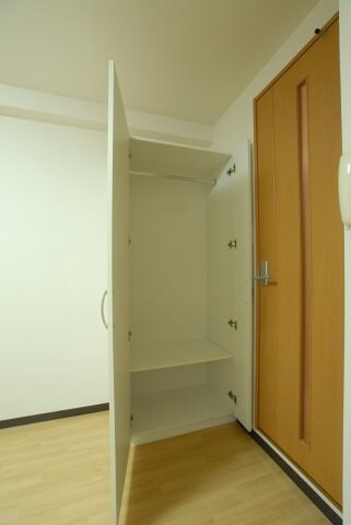  大阪メトロ千日前線/桜川駅 徒歩4分 2階 築19年