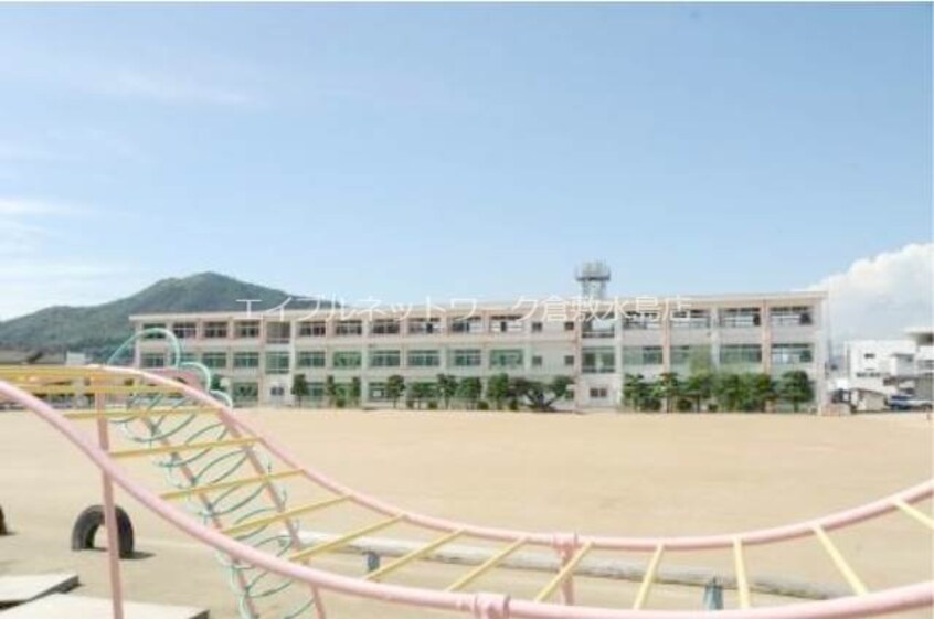 倉敷市立赤崎小学校(小学校)まで613m リベル赤崎