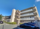 ROYAL西山の外観