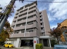 トミール・コートの外観