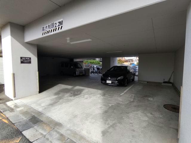  トミール・コート