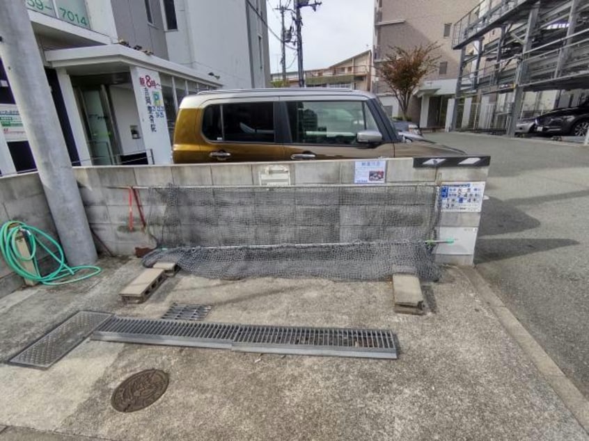  トミール・コート
