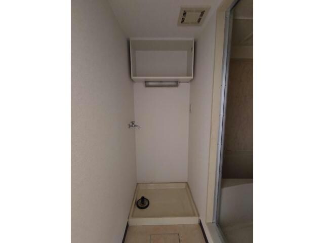 洗濯機置場 メゾン三田赤坂