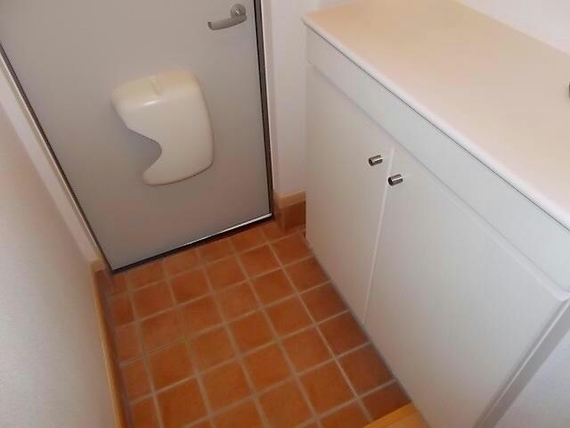  サンハイツ北六甲参番館