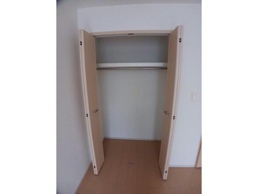  メゾン　ソレイユC