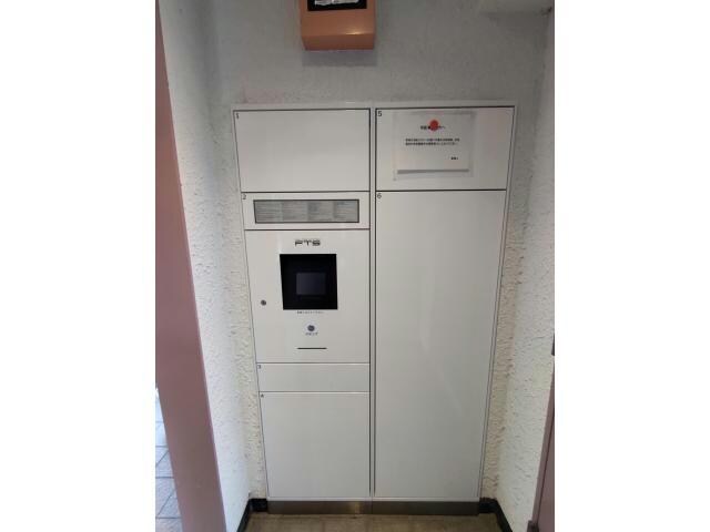 宅配ボックス有 フロレスタ高次