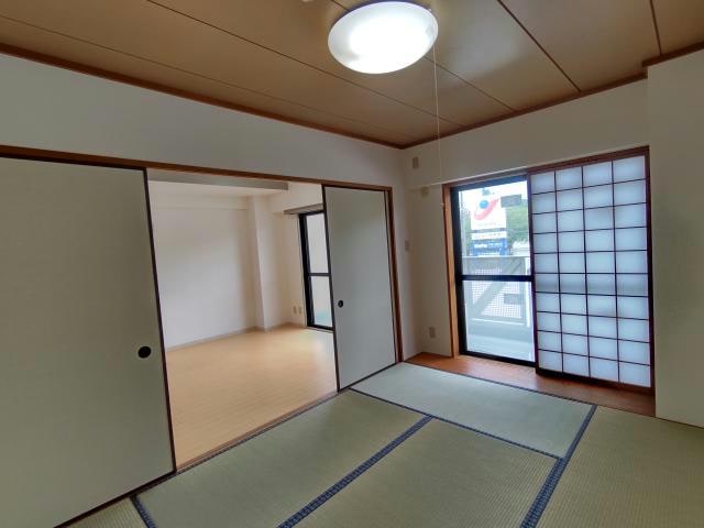 ラフォーレ横山
