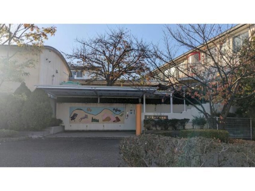認定こども園神戸鹿の子幼稚園(幼稚園/保育園)まで184m シャーメゾン上津台