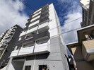 ONLYONE三田駅前の外観