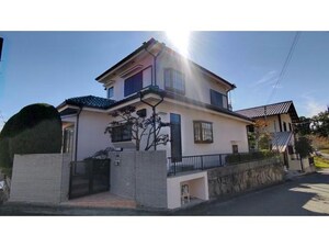 三田市さくら坂貸家