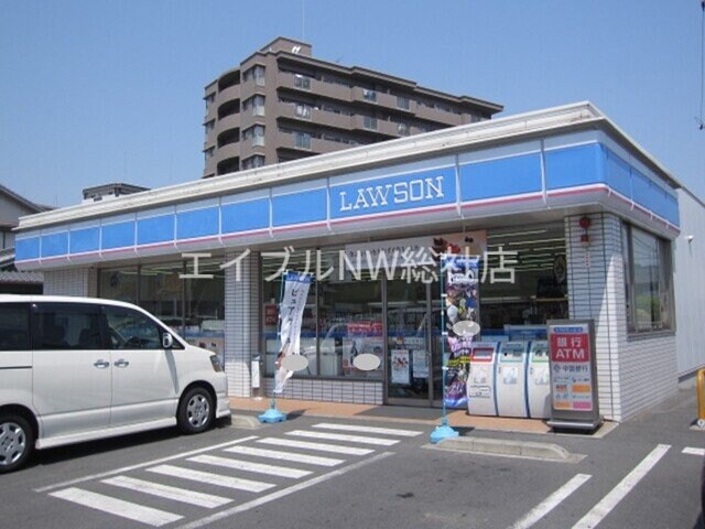 ローソン倉敷南町店(コンビニ)まで400m エムズガーデンＢ