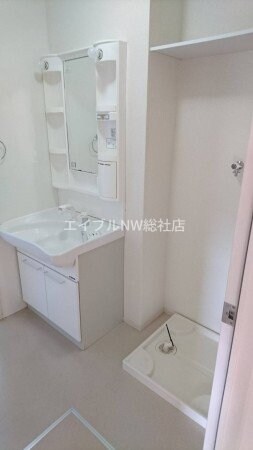  アドラブール　Ｃ棟