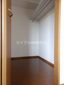  ロイヤルガーデンミルフィー　A棟