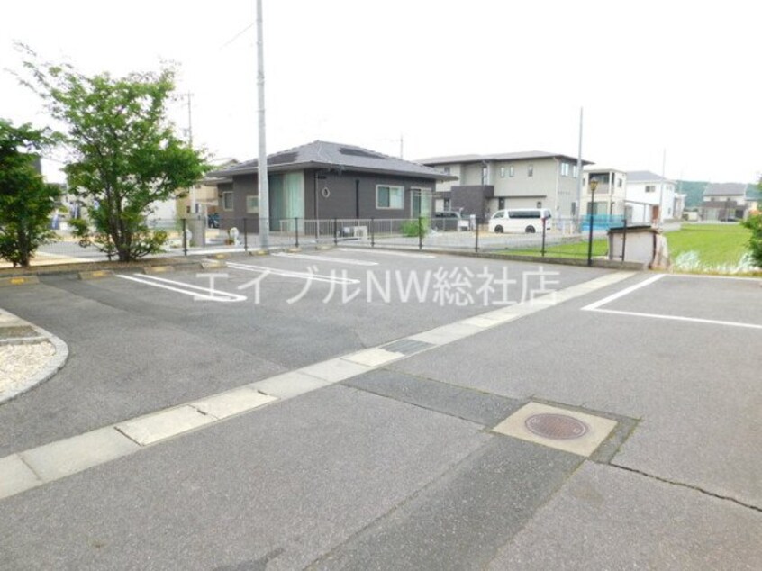  ぷらむハイツ　Ｂ棟