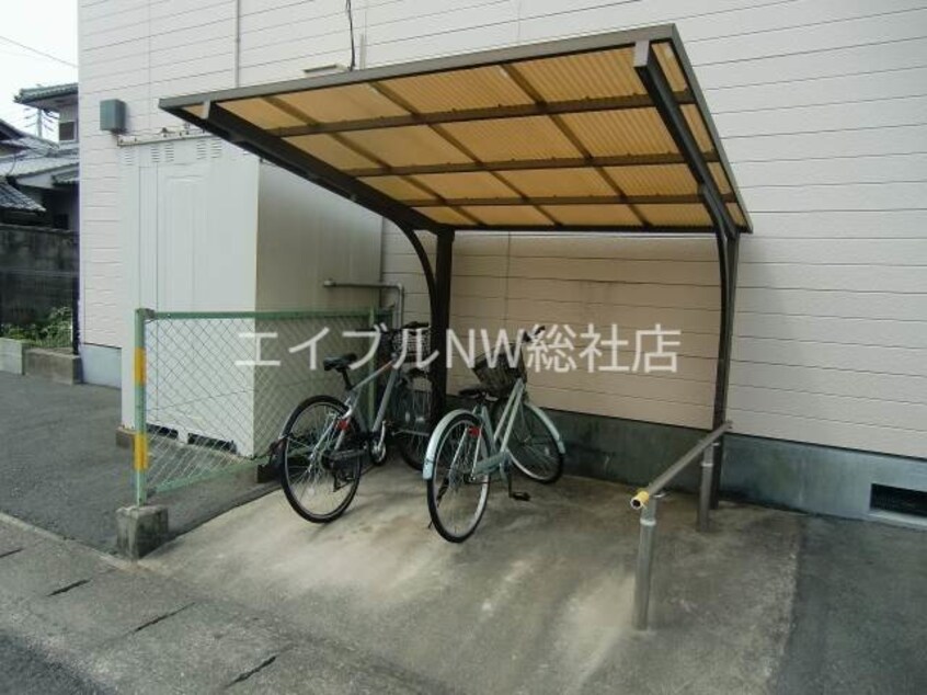  プレジール小﨑