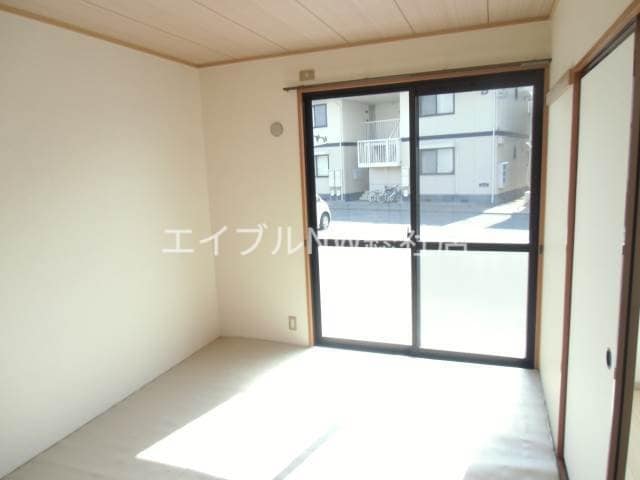  エステート西中　A棟