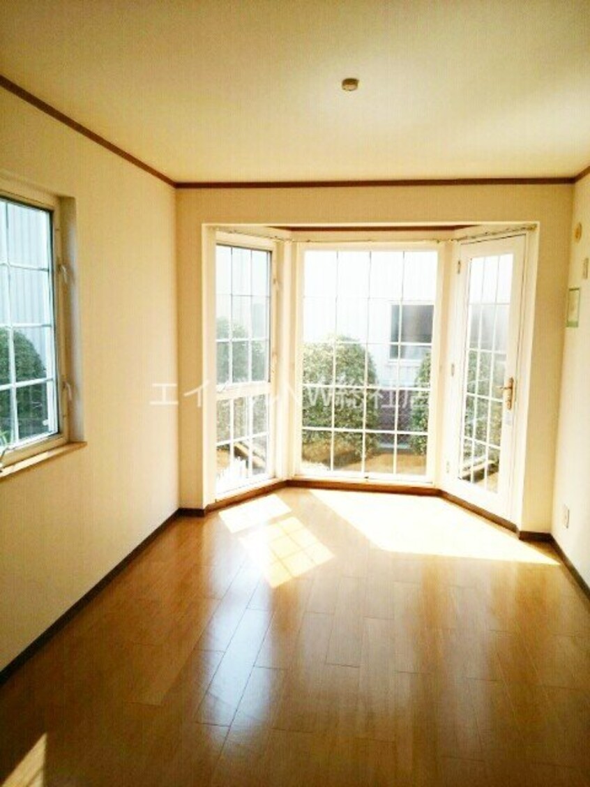  エバ－グリ－ン