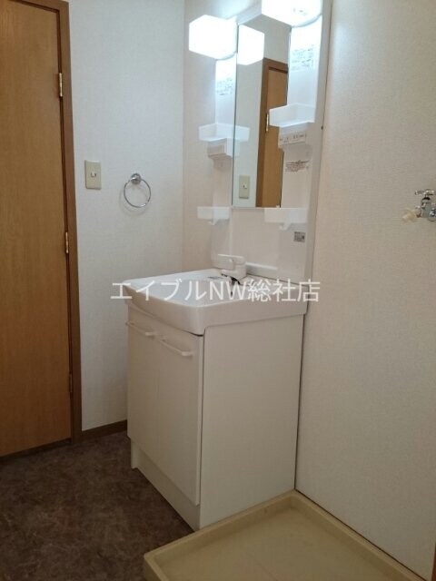  レーベン中畝　Ｄ