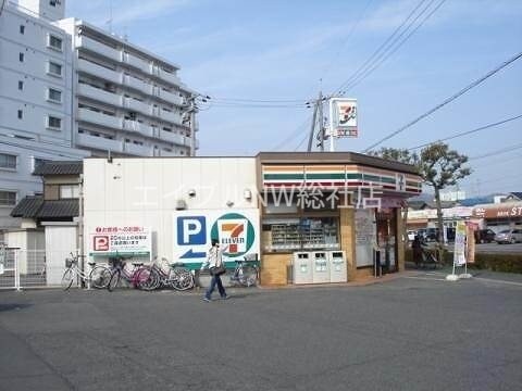 セブンイレブン倉敷浜町二丁目店(コンビニ)まで723m メゾンナガヤマA