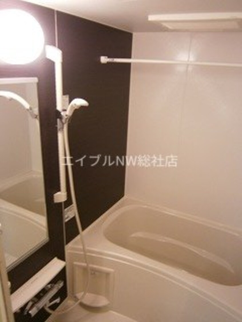  アーレア　アレス