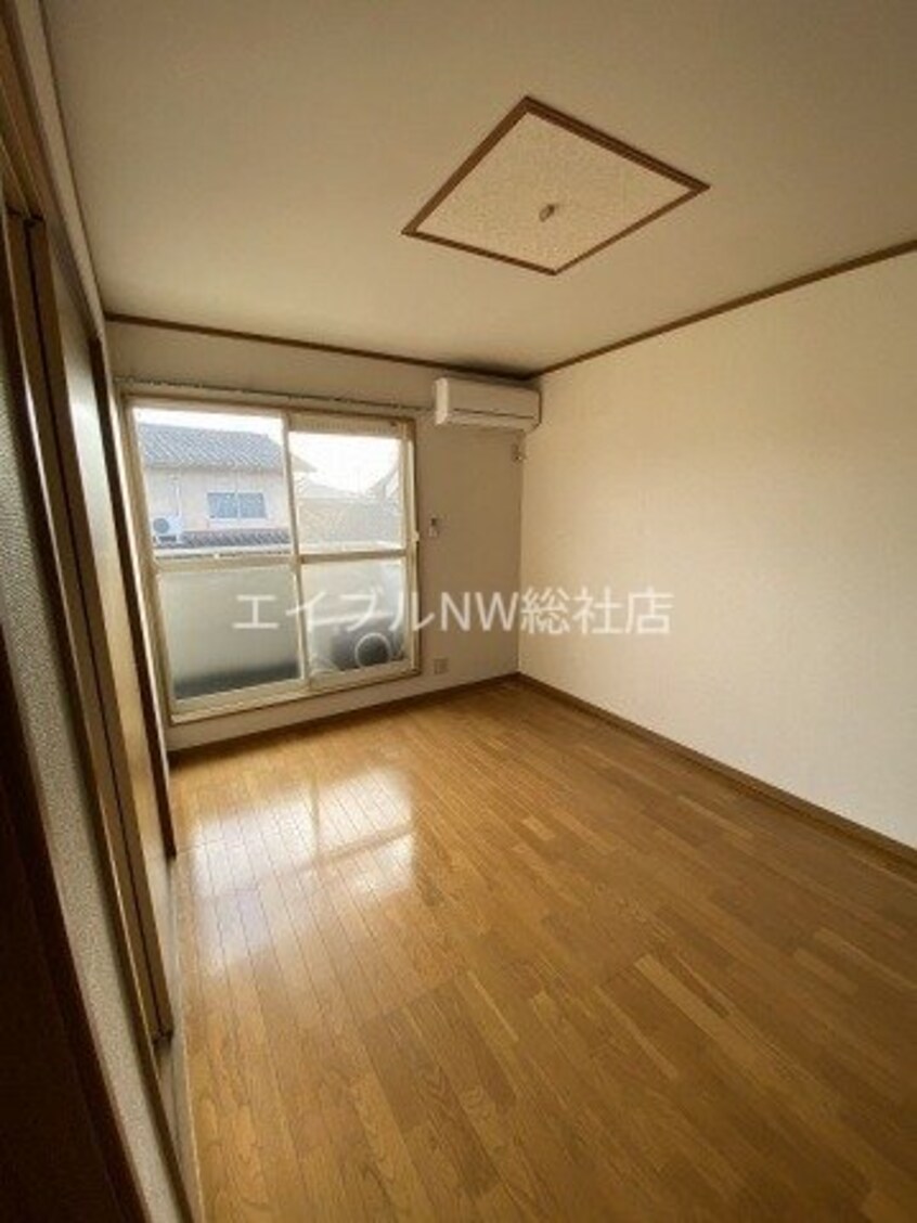  メゾニティ中須加