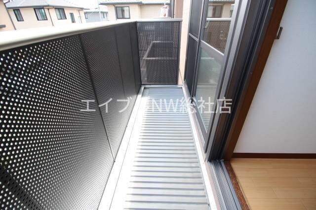  ビック イースト　B棟