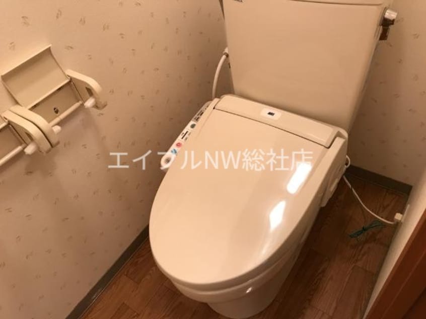 シャワー付トイレ ラピス　メドゥ－