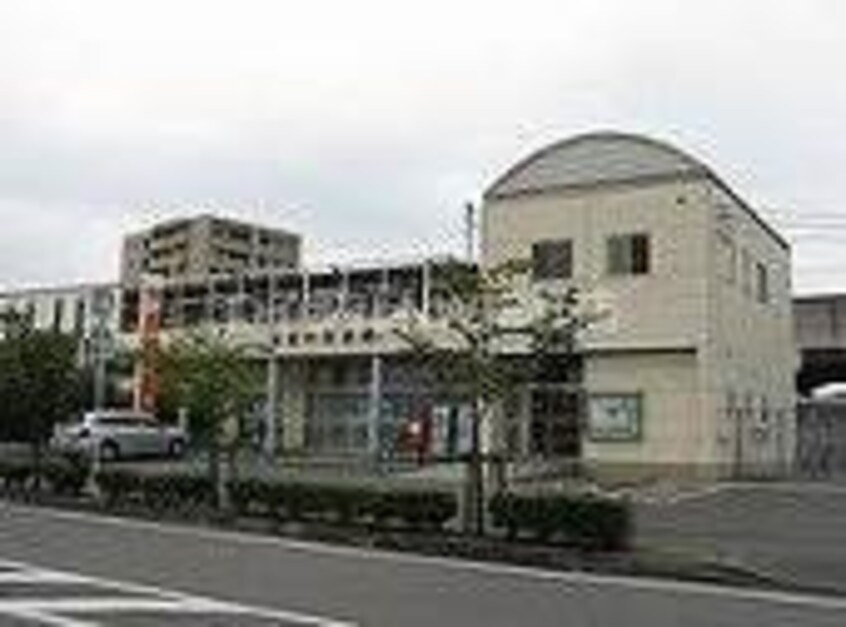 茶屋町郵便局(郵便局)まで224m ゆず