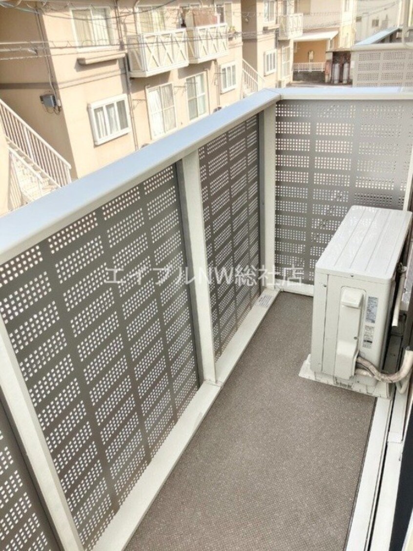  リトルバードハウス