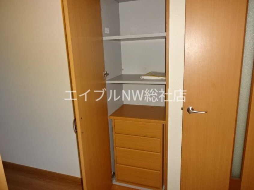 キッチン横収納 グラシアス