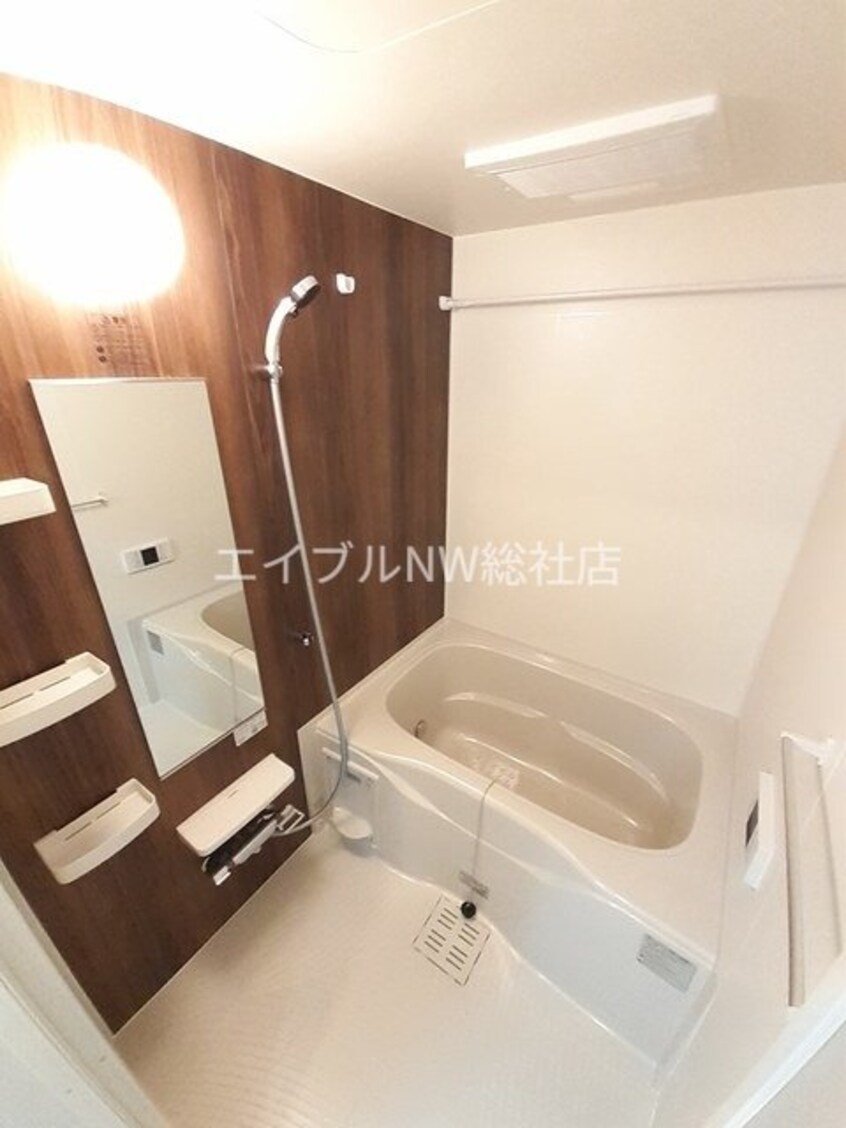  ディリジェント　エイト