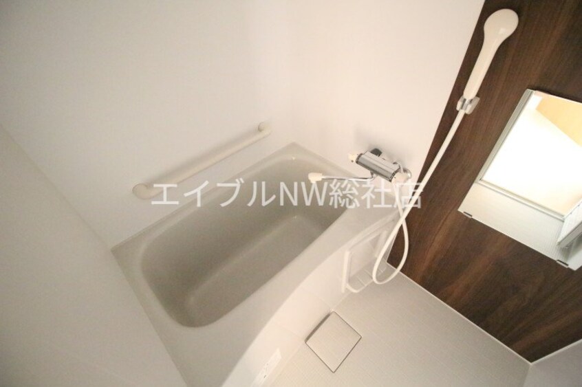  クレイノステラ　庭瀬