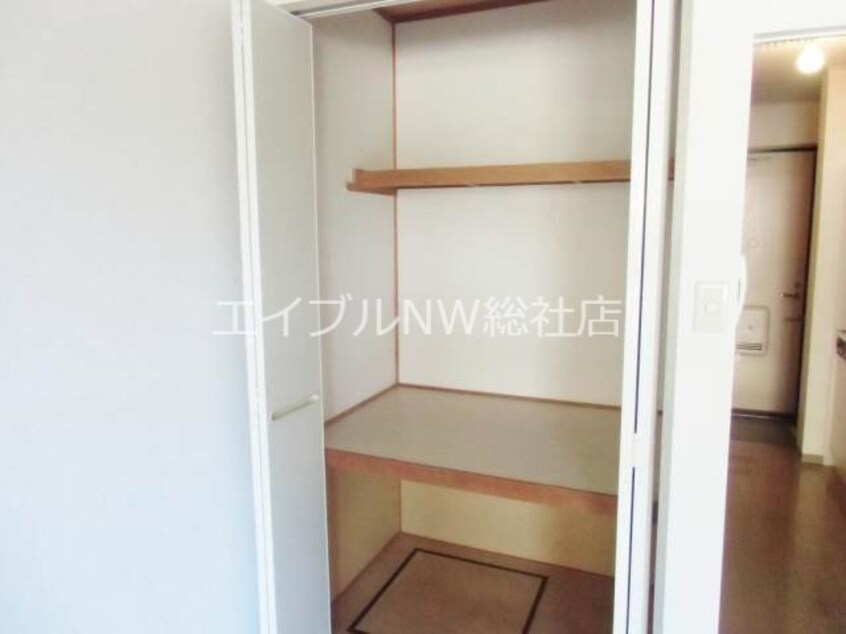 ジュネス貝原