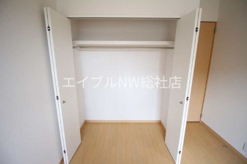 収納 サンリーフ　A棟